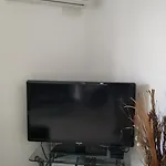 Spacious 3-bedroom * アデヘ