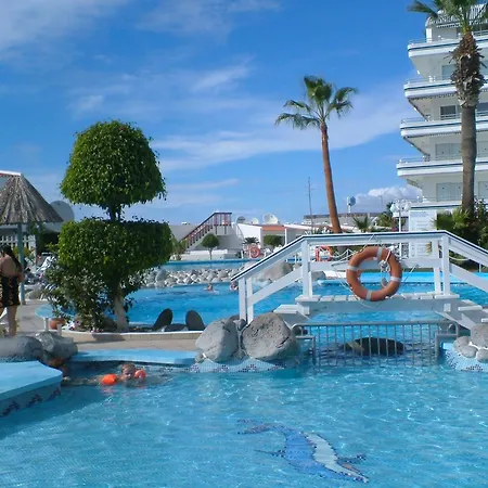 Spacious 3-bedroom فيلة *