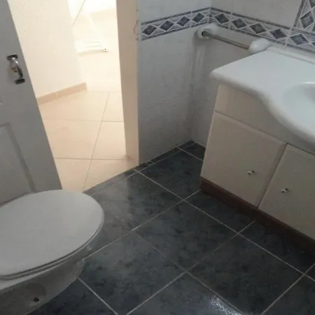וילה Spacious 3-bedroom *