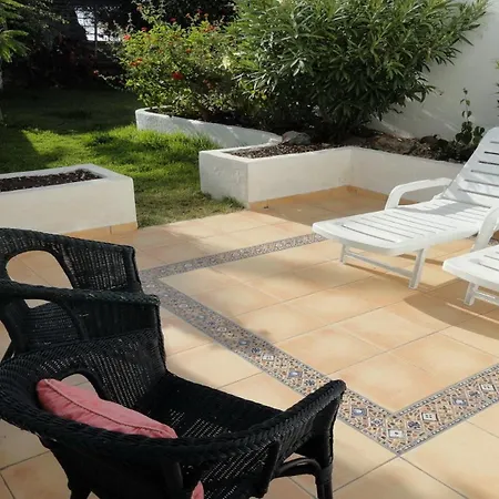 וילה Spacious 3-bedroom *