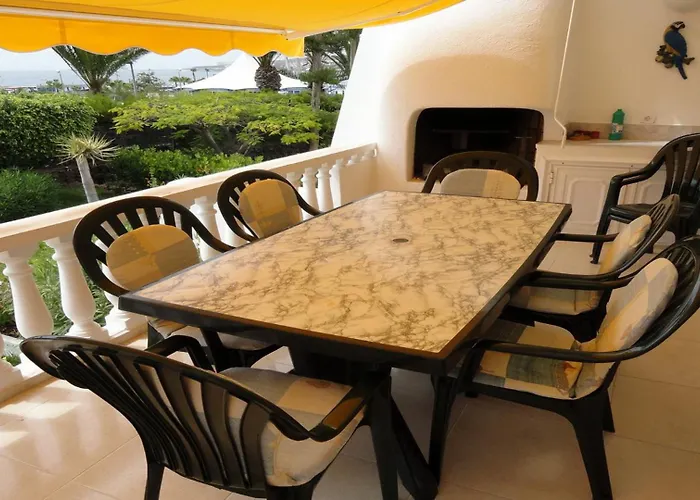 Spacious 3-bedroom فيلة *